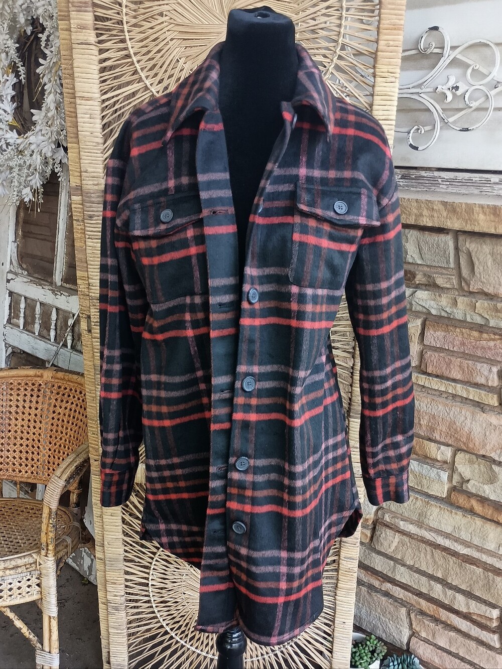 NWT Classic Plaid Button-Up Jacket - Black & Red_XS